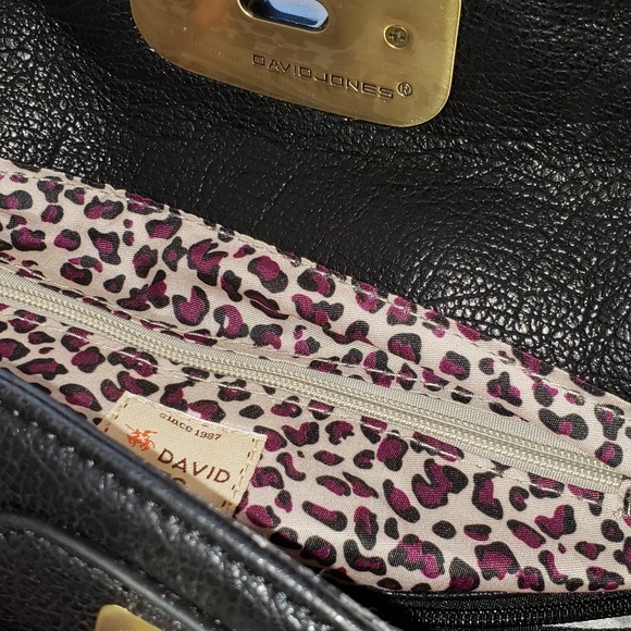 Purse - Picture 2 of 2